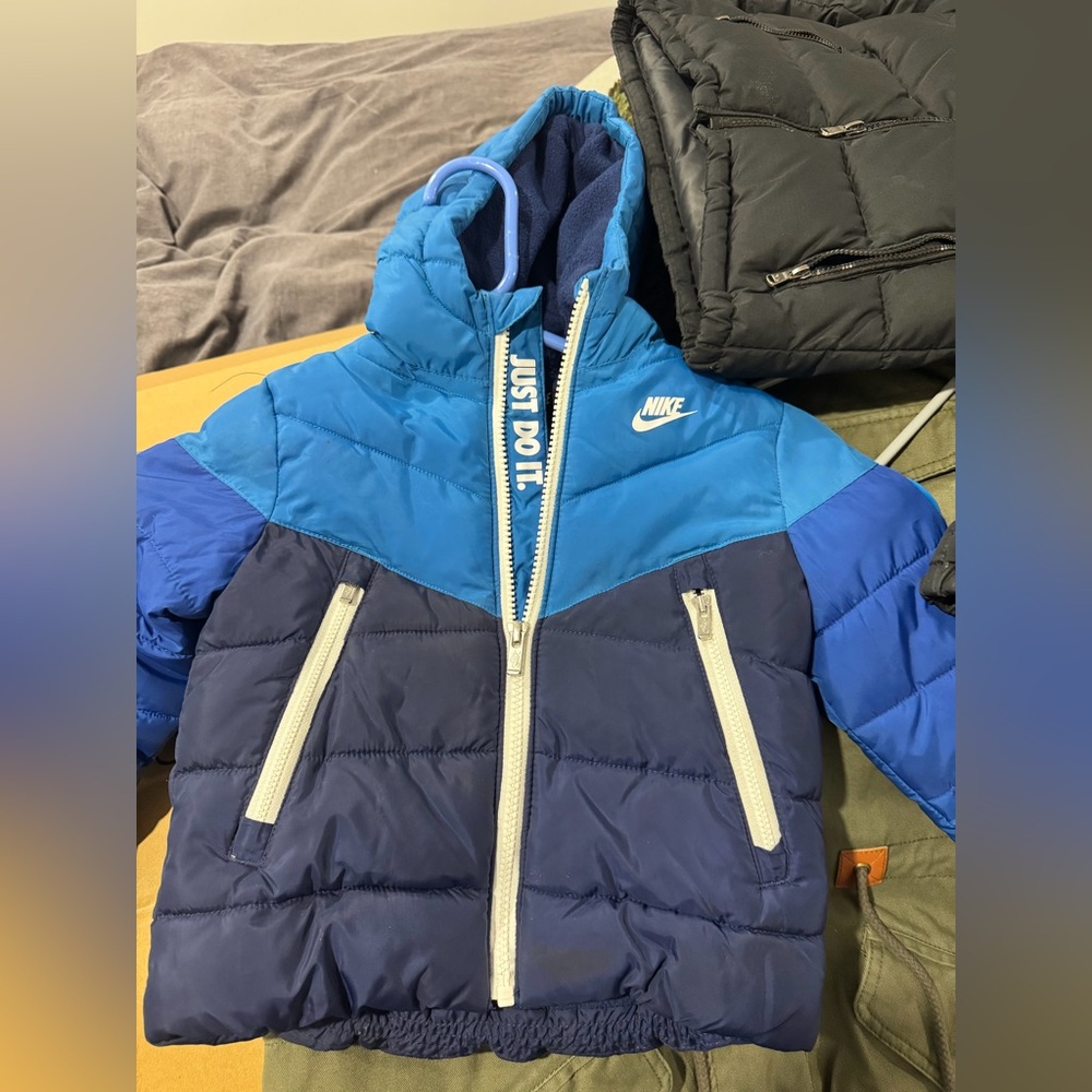 Nike Two-Tone Blue Puffer Jacket